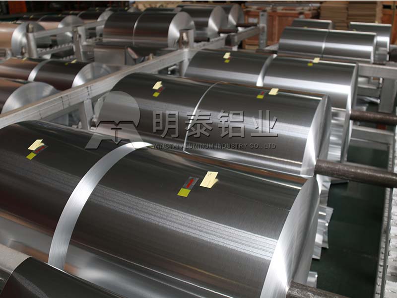 鋁蜂窩門芯用3004鋁箔_3004蜂窩箔廠家多少錢一噸？