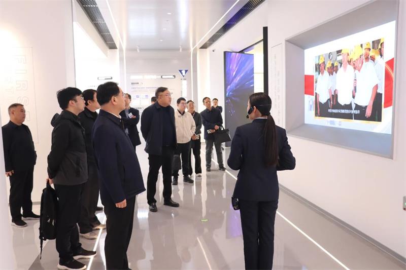 鞏義市委副書記、市長郭程明到明泰鋁業(yè)調(diào)研數(shù)智化建設(shè)工作